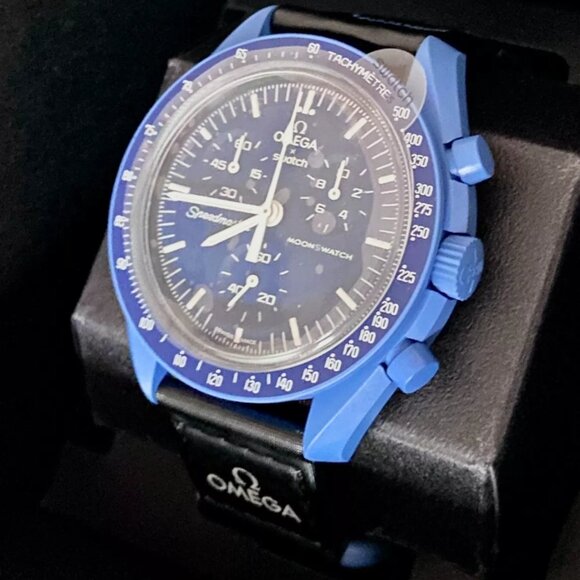 Authentic OMEGA X SWATCH Bioceramic MoonSwatch Mission to Neptune Blue Unisex - Picture 4 of 13